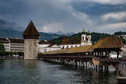 2DDA96CA-95C4-467A-93E1-D222E973E69F